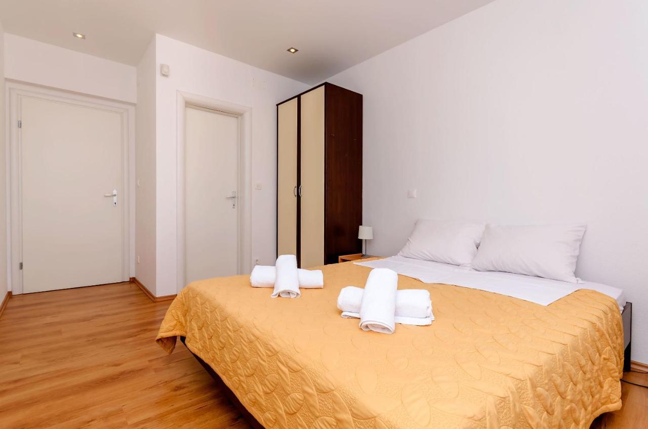 Apartments Mia Трогир Экстерьер фото